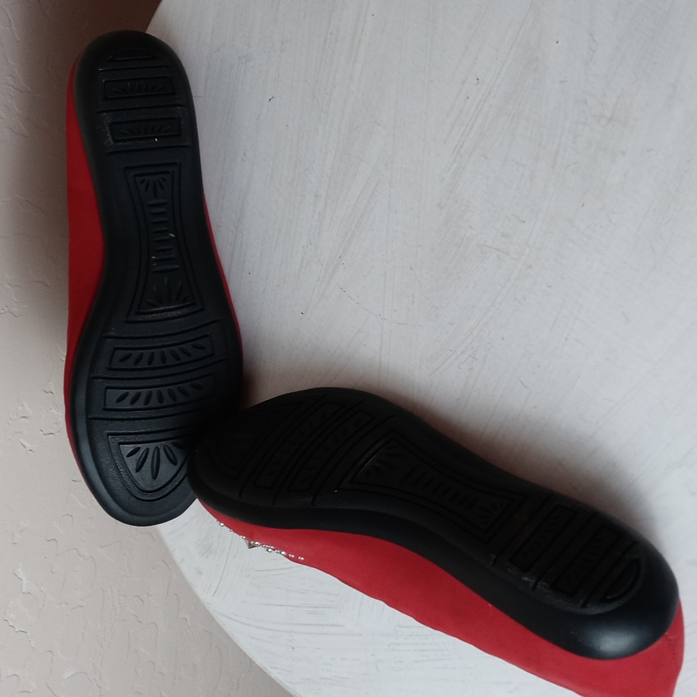 Cliffs by WHITE MOUNTAIN Red Flats with Pearl Accents - Picture 7 of 7